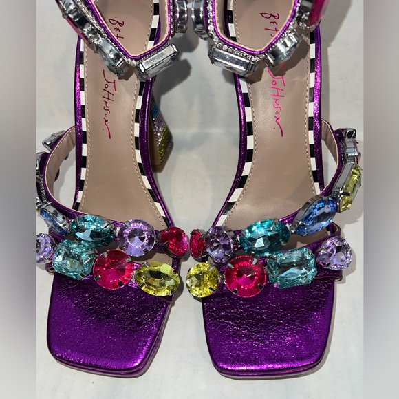 BETSEY JOHNSON Lillie Purple Heels with Jewels & Rhinestones NWOT - Picture 4 of 15